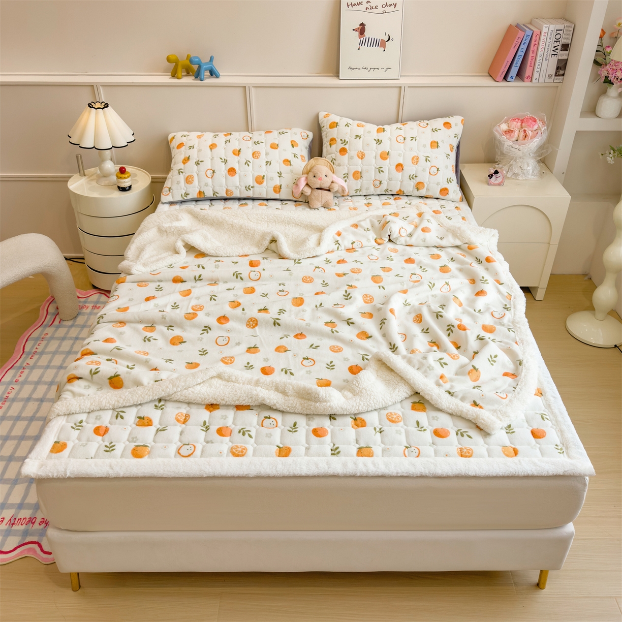 91家纺网 家纺一手货源 找家纺 丝幔家纺 2025新款牛奶绒印花床护垫成人款 大橘大利