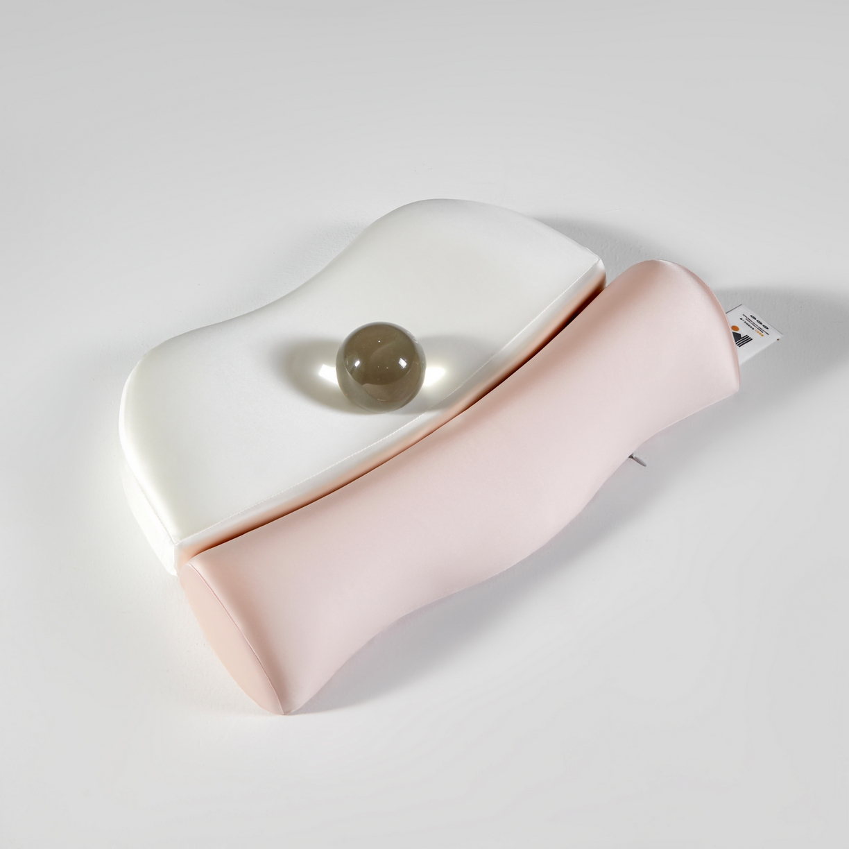 91家纺网 家纺一手货源 找家纺 芯链 2025新款深睡零压慢回弹牵引二合一牵引组合枕头 粉白色