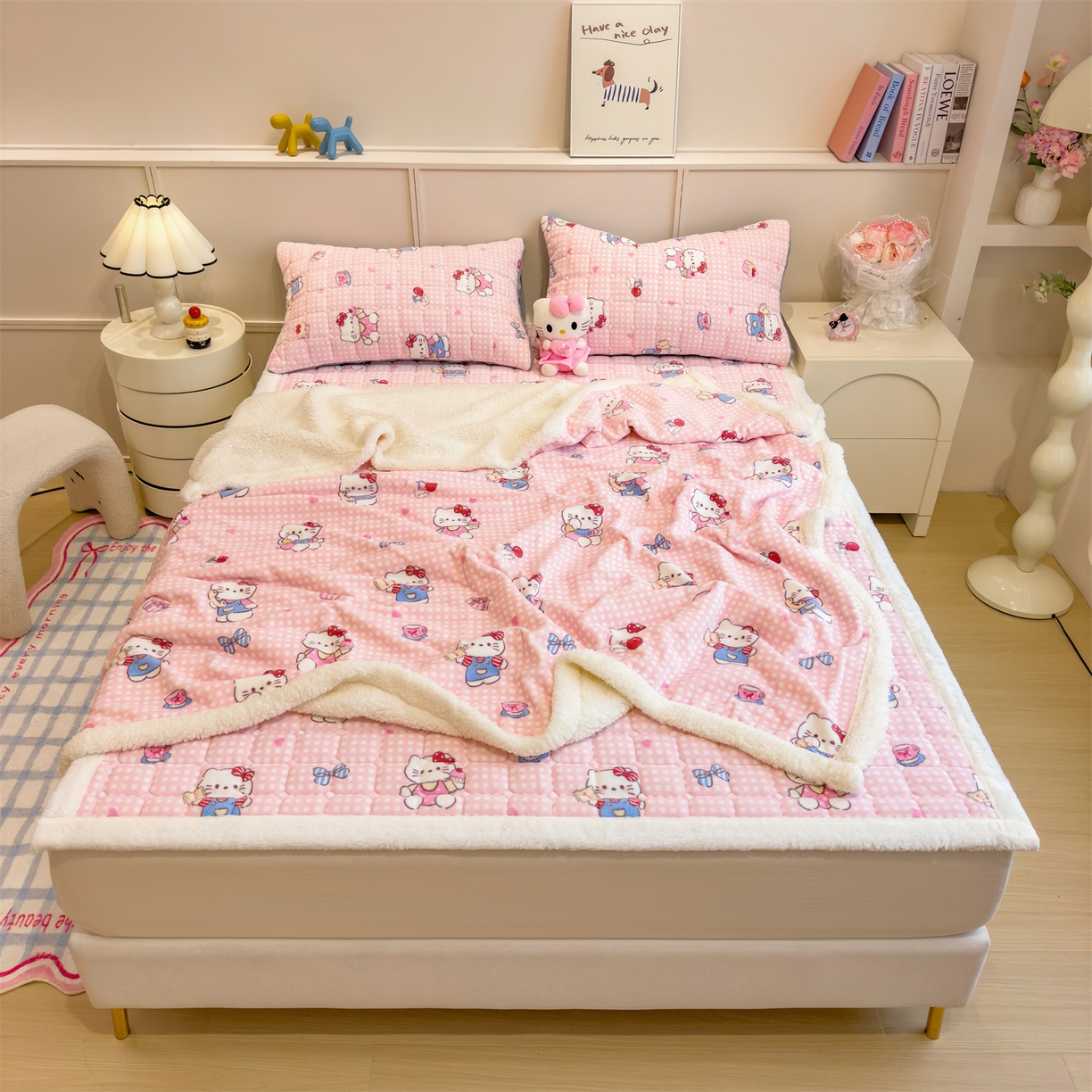 91家纺网 家纺一手货源 找家纺 丝幔家纺 2025新款牛奶绒印花床护垫成人款 甜心粉猫