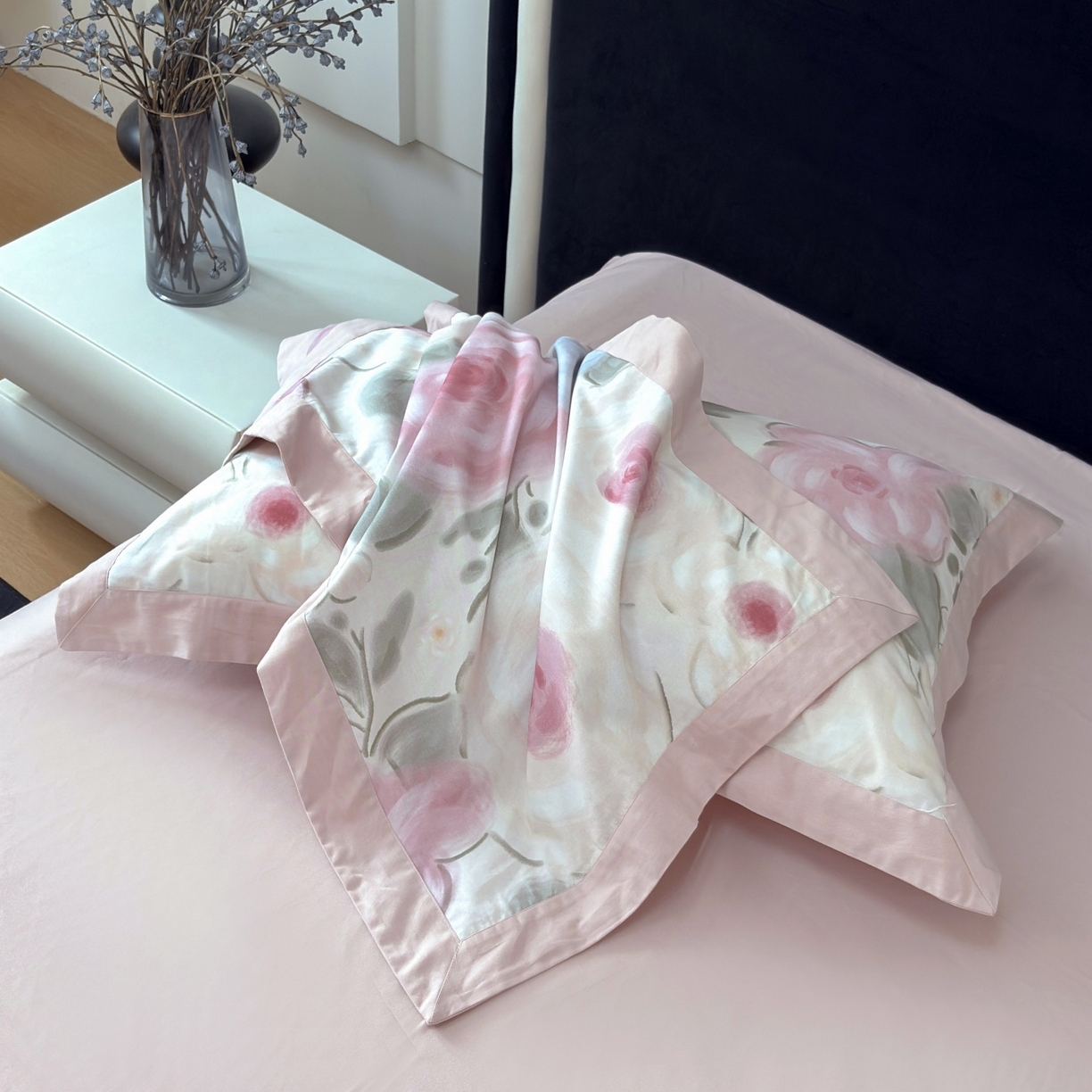 91家纺网 家纺一手货源 找家纺 （总）未来家居 2025秋冬新款全棉超柔磨毛拼角宽边工艺款四件套