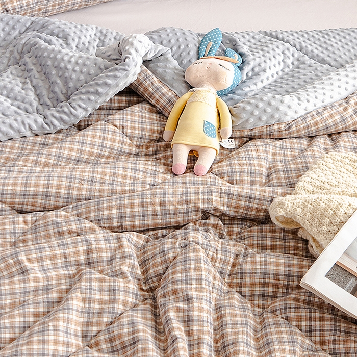 91家纺网 家纺一手货源 找家纺 天瑜家纺 2025新款全棉纯棉色织水洗棉手包豆豆被大豆被被子被芯 洋气灰