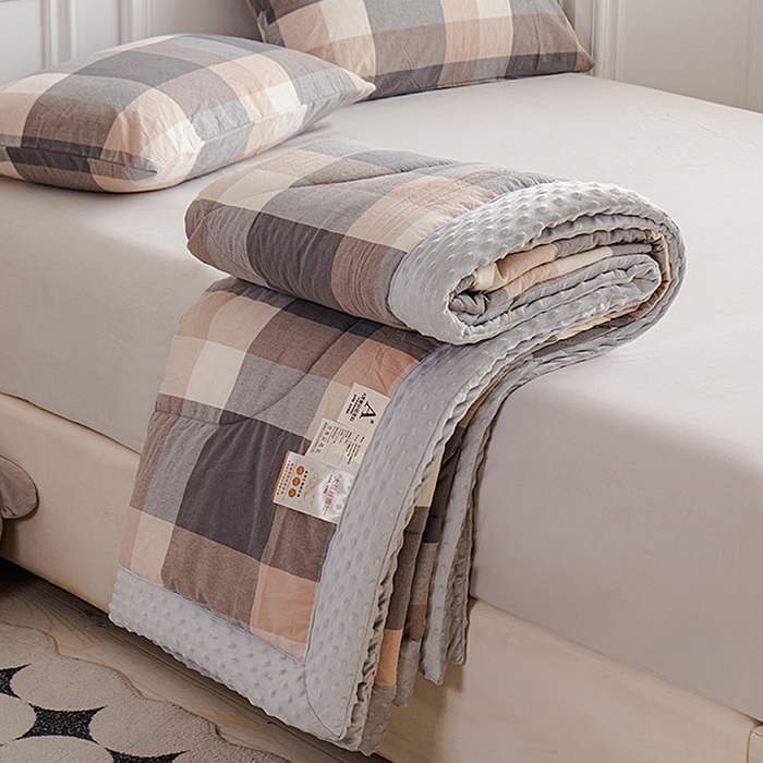 91家纺网 家纺一手货源 找家纺 （总）天瑜家纺 2025新款全棉纯棉色织水洗棉手包豆豆被大豆被被子被芯