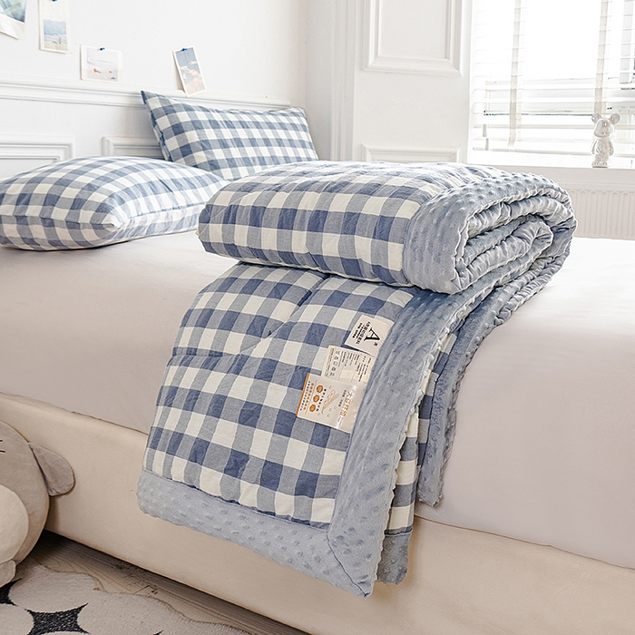 91家纺网 家纺一手货源 找家纺 天瑜家纺 2026新款全棉纯棉色织水洗棉手包豆豆被大豆被被子被芯 蓝中格