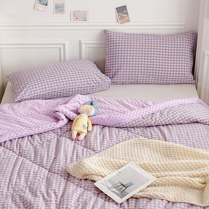 91家纺网 家纺一手货源 找家纺 天瑜家纺 2025新款全棉纯棉色织水洗棉手包豆豆被大豆被被子被芯 紫粉小格