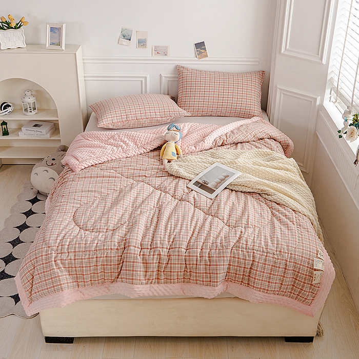 91家纺网 家纺一手货源 找家纺 天瑜家纺 2025新款全棉纯棉色织水洗棉手包豆豆被大豆被被子被芯 洋气红