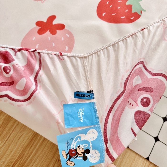 91家纺网 家纺一手货源 找家纺 小叮当家纺仓储工厂店 2025新款迪士尼水洗棉床笠单品床笠床笠单件 乖乖草莓熊
