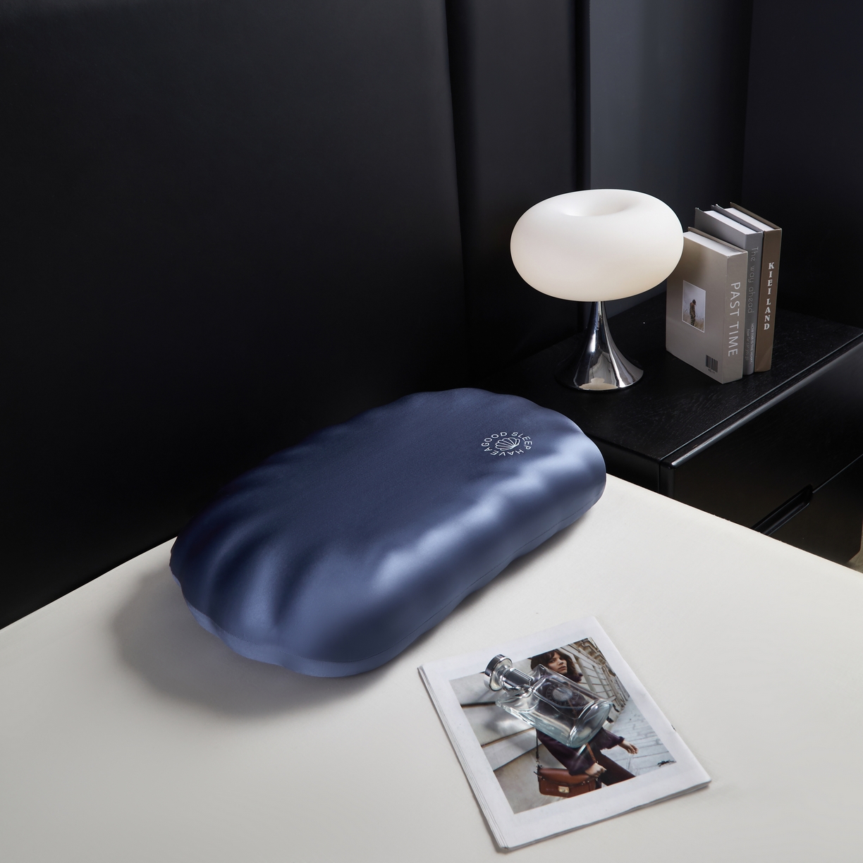 91家纺网 家纺一手货源 找家纺 芯链  2025年新款生物基贝壳枕 深蓝色