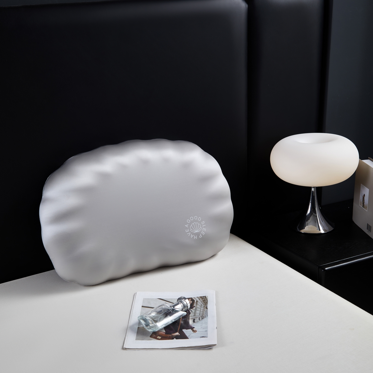 91家纺网 家纺一手货源 找家纺 芯链  2025年新款生物基贝壳枕 银灰色