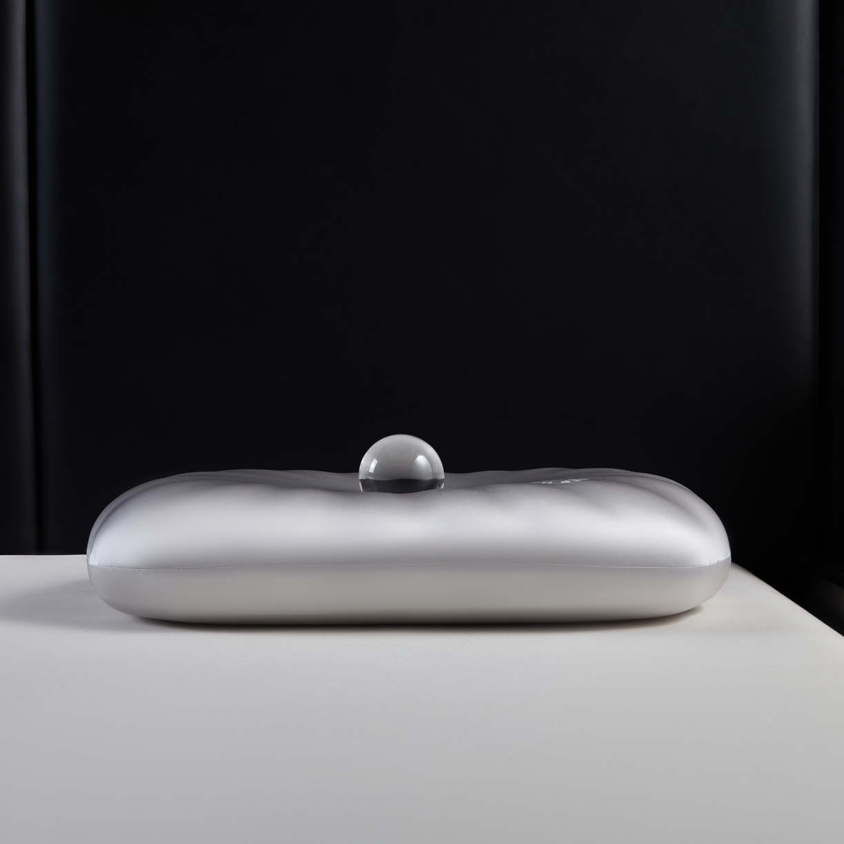 91家纺网 家纺一手货源 找家纺 芯链  2025年新款生物基贝壳枕 银灰色