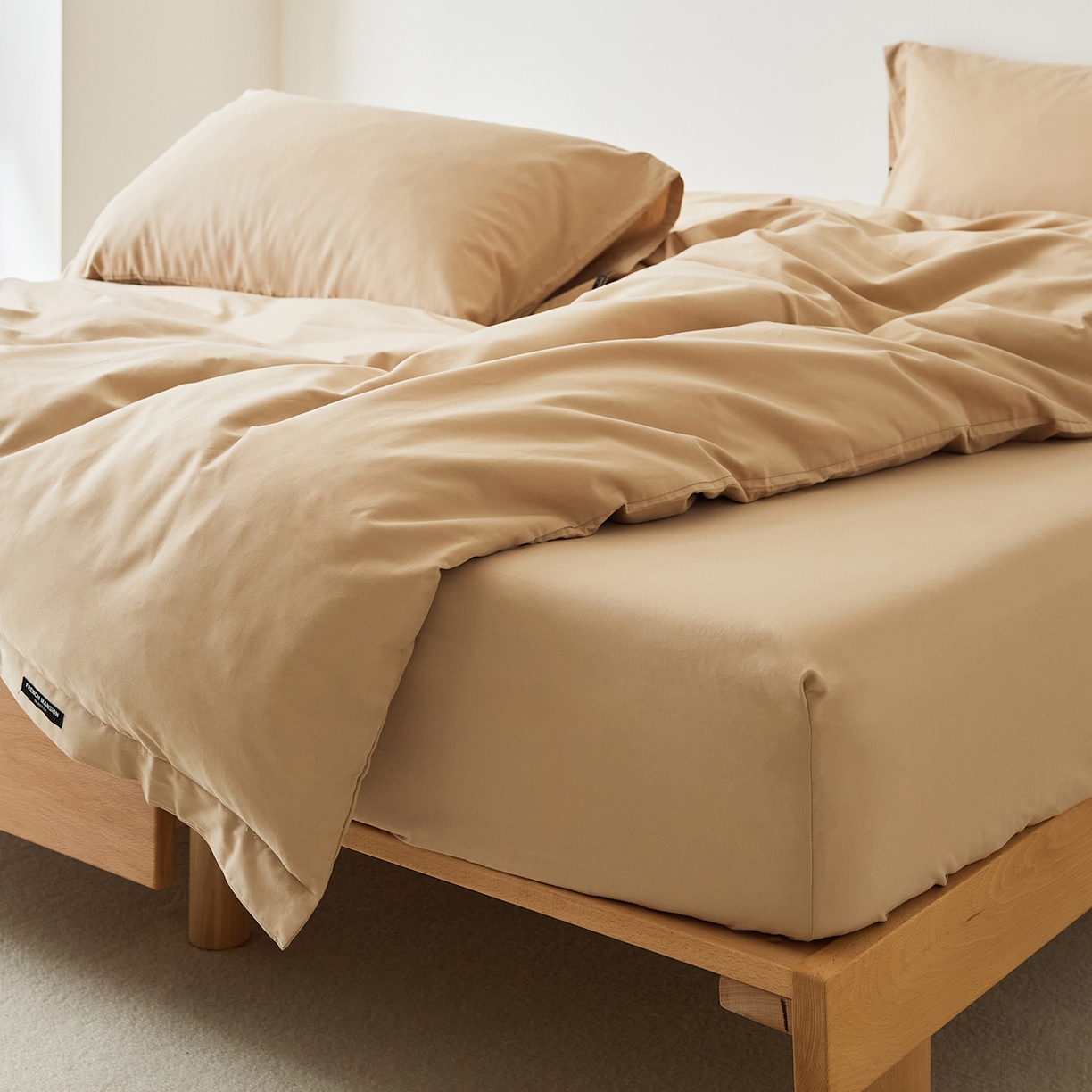 91家纺网 家纺一手货源 找家纺 （总）EH家居 2025新款全棉磨毛纯色单床笠-云栖系列