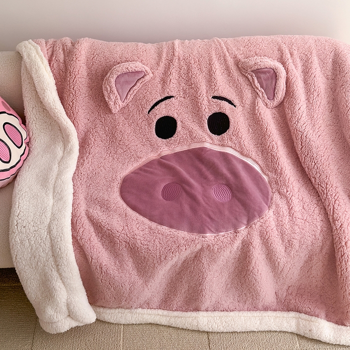 91家纺网 家纺一手货源 找家纺 小叮当家纺仓储工厂店 2025新款A类母婴级迪士尼毛毯牛奶绒毯珊瑚绒毛毯沙发毯盖毯雪花绒毛毯午睡毯子 贴布绣-粉小猪