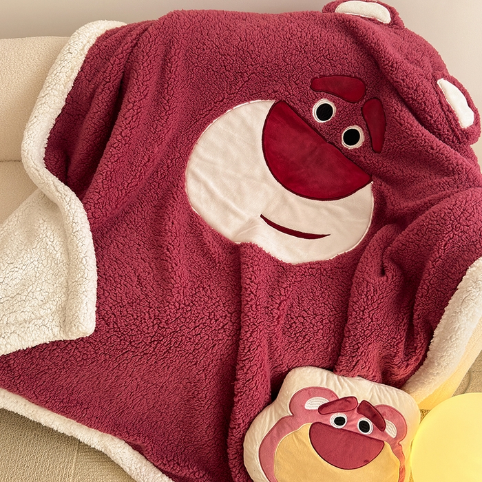 91家纺网 家纺一手货源 找家纺 小叮当家纺仓储工厂店 2025新款A类母婴级迪士尼毛毯牛奶绒毯珊瑚绒毛毯沙发毯盖毯雪花绒毛毯午睡毯子 贴布绣-红色草莓熊