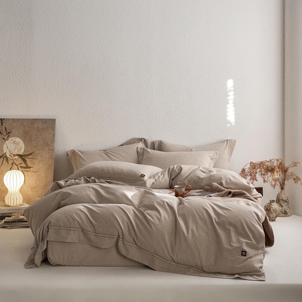 91家纺网 家纺一手货源 找家纺 涵宸家纺 2025新款A类棉麻四件套-简慕 简慕-浅驼