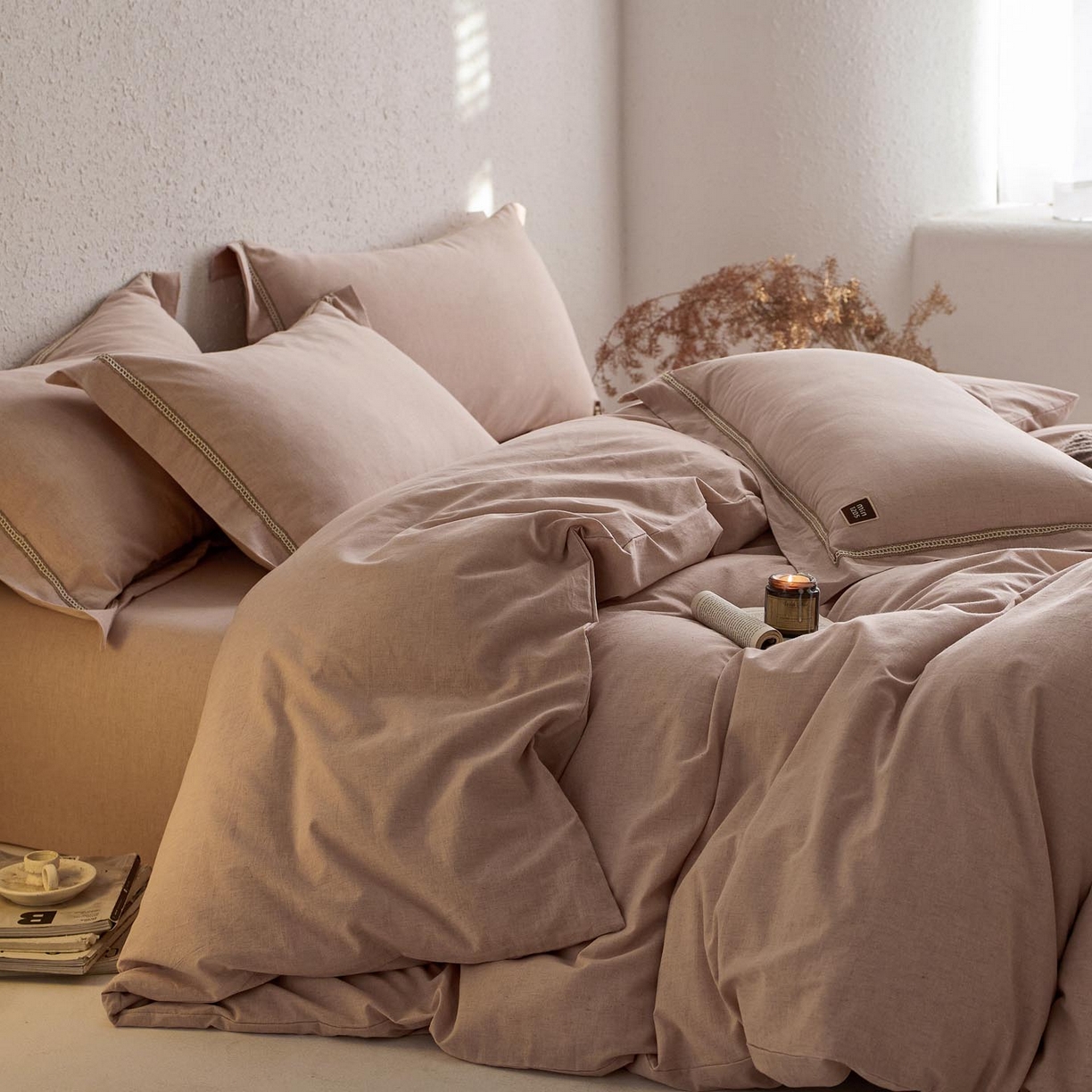 91家纺网 家纺一手货源 找家纺 涵宸家纺 2025新款A类棉麻四件套-简慕 简慕-浅粉