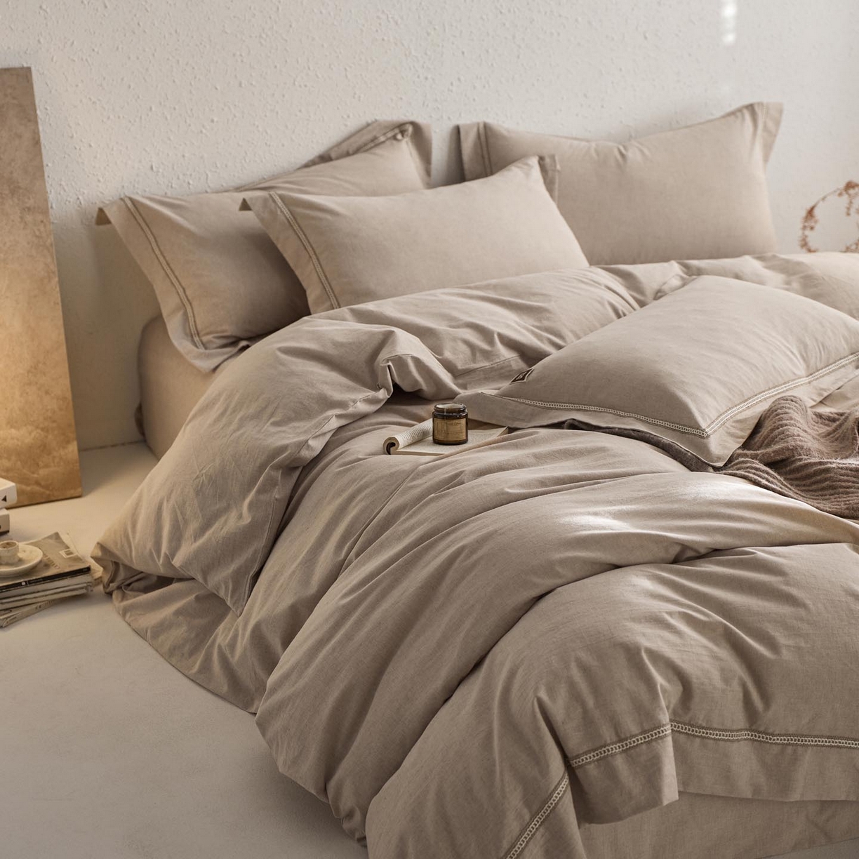 91家纺网 家纺一手货源 找家纺 涵宸家纺 2025新款A类棉麻四件套-简慕 简慕-浅驼