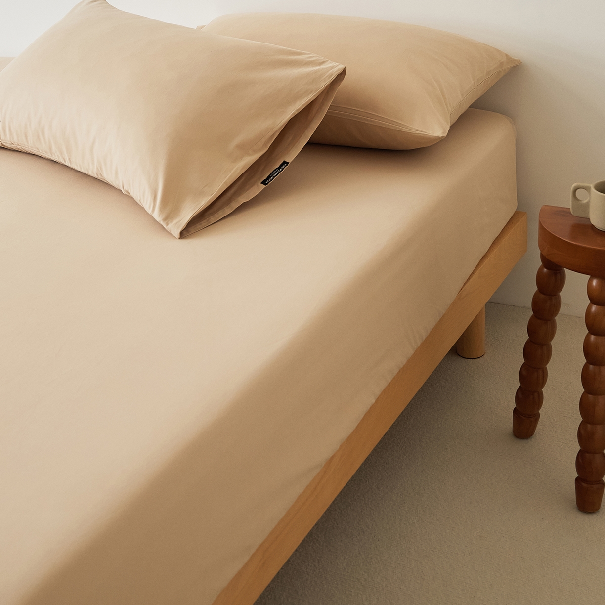 91家纺网 家纺一手货源 找家纺 EH家居 2025新款全棉磨毛纯色单床笠-云栖系列 布丁咖