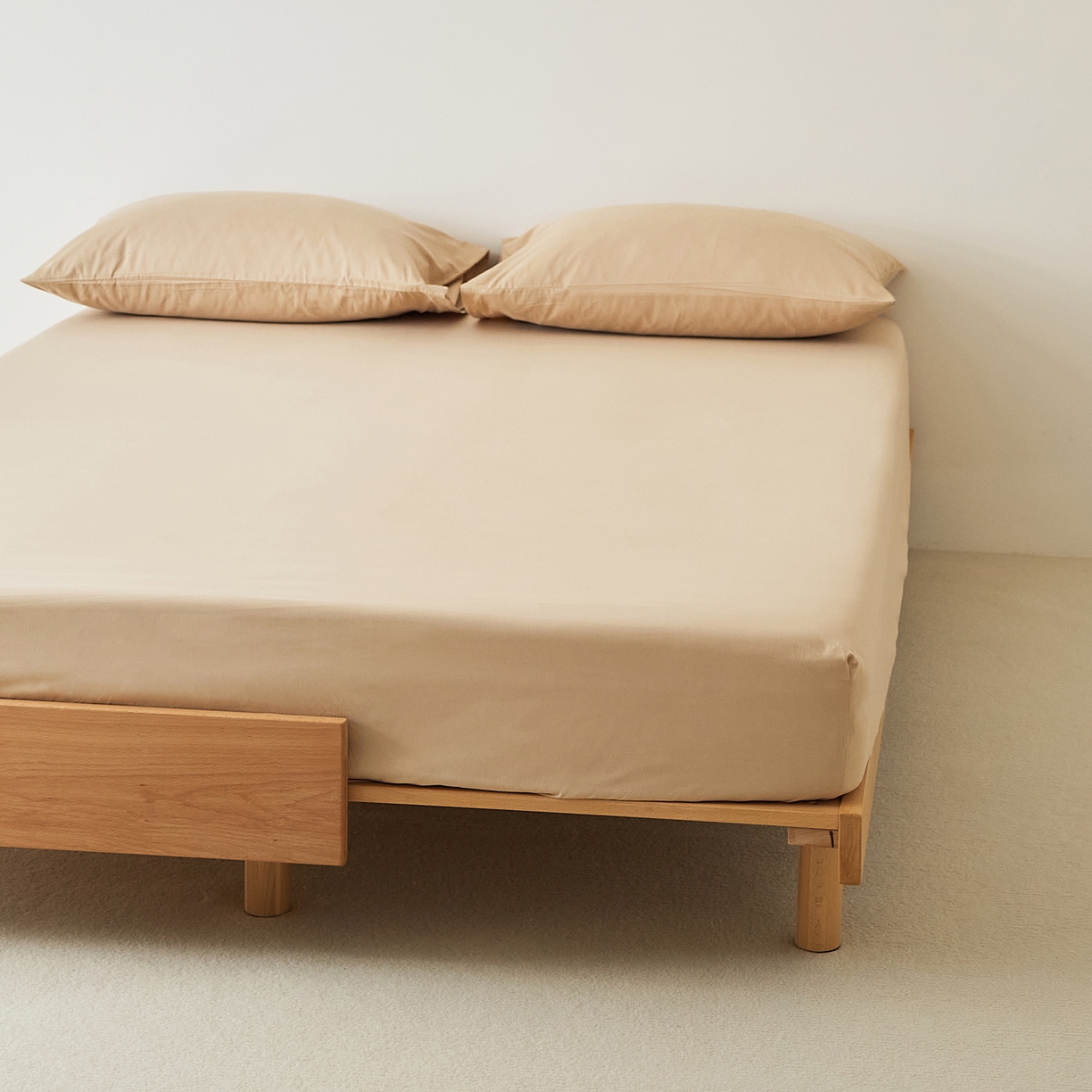 91家纺网 家纺一手货源 找家纺 EH家居 2025新款全棉磨毛纯色单床笠-云栖系列 布丁咖