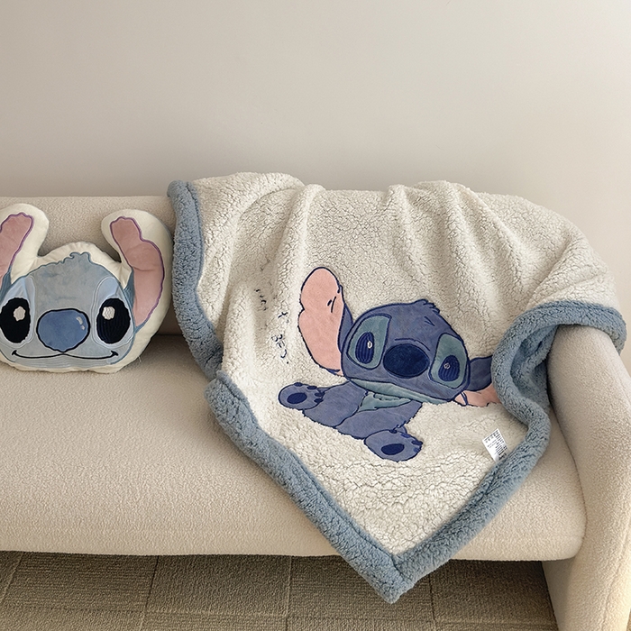 91家纺网 家纺一手货源 找家纺 小叮当家纺仓储工厂店 2025新款A类母婴级迪士尼毛毯牛奶绒毯珊瑚绒毛毯沙发毯盖毯雪花绒毛毯午睡毯子 贴布绣-卖萌史迪仔
