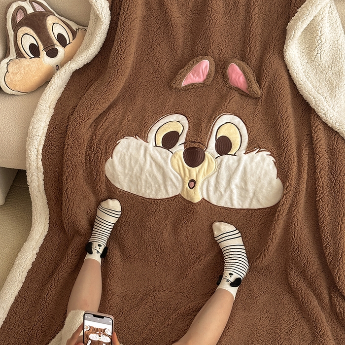 91家纺网 家纺一手货源 找家纺 小叮当家纺仓储工厂店 2025新款A类母婴级迪士尼毛毯牛奶绒毯珊瑚绒毛毯沙发毯盖毯雪花绒毛毯午睡毯子 贴布绣-奇奇蒂蒂