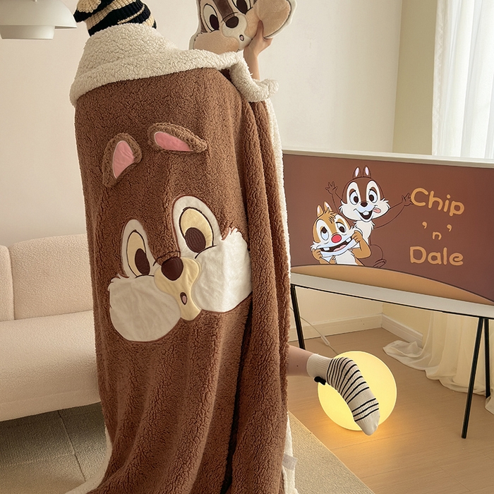 91家纺网 家纺一手货源 找家纺 小叮当家纺仓储工厂店 2025新款A类母婴级迪士尼毛毯牛奶绒毯珊瑚绒毛毯沙发毯盖毯雪花绒毛毯午睡毯子 贴布绣-奇奇蒂蒂