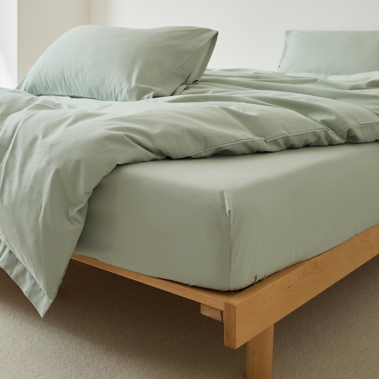 91家纺网 家纺一手货源 找家纺 EH家居 2025新款全棉磨毛纯色单床笠-云栖系列 景蓝色