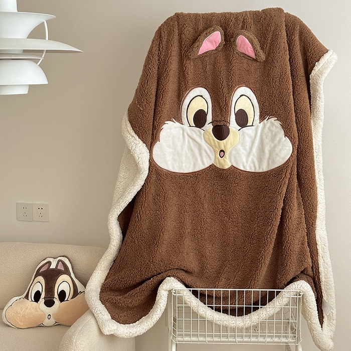 91家纺网 家纺一手货源 找家纺 小叮当家纺仓储工厂店 2025新款A类母婴级迪士尼毛毯牛奶绒毯珊瑚绒毛毯沙发毯盖毯雪花绒毛毯午睡毯子 贴布绣-奇奇蒂蒂