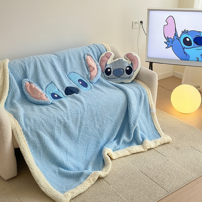 91家纺网 家纺一手货源 找家纺 小叮当家纺仓储工厂店 2025新款A类母婴级迪士尼毛毯牛奶绒毯珊瑚绒毛毯沙发毯盖毯雪花绒毛毯午睡毯子 贴布绣-史迪仔
