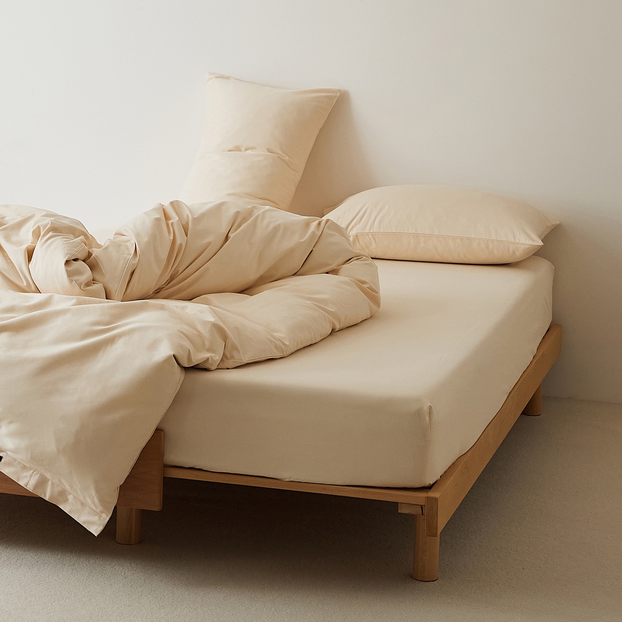 91家纺网 家纺一手货源 找家纺 EH家居 2025新款全棉磨毛纯色单床笠-云栖系列 梨落