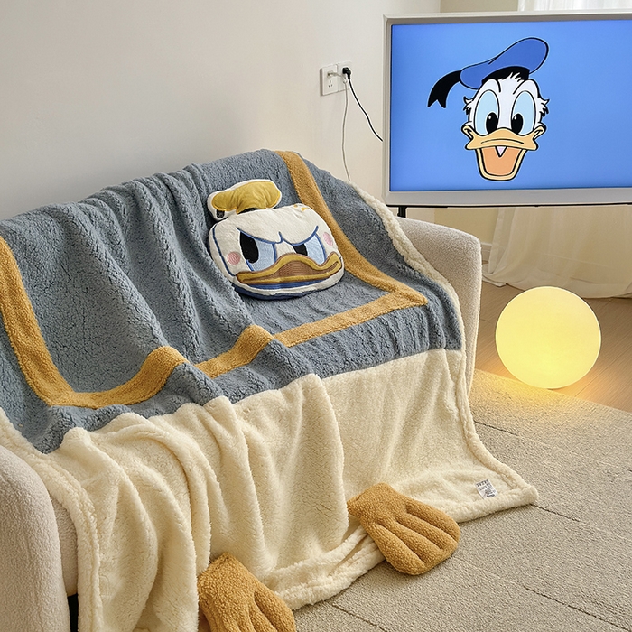 91家纺网 家纺一手货源 找家纺 小叮当家纺仓储工厂店 2025新款A类母婴级迪士尼毛毯牛奶绒毯珊瑚绒毛毯沙发毯盖毯雪花绒毛毯午睡毯子 贴布绣-唐老鸭