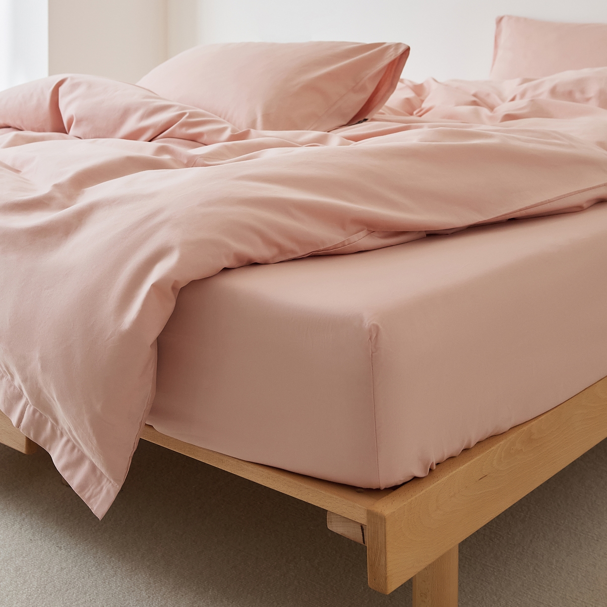 91家纺网 家纺一手货源 找家纺 EH家居 2025新款全棉磨毛纯色单床笠-云栖系列 水粉