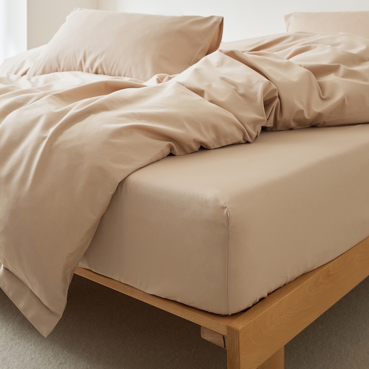 91家纺网 家纺一手货源 找家纺 EH家居 2025新款全棉磨毛纯色单床笠-云栖系列 西洋灰粉