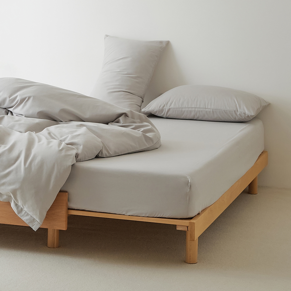 91家纺网 家纺一手货源 找家纺 EH家居 2025新款全棉磨毛纯色单床笠-云栖系列 云灰色