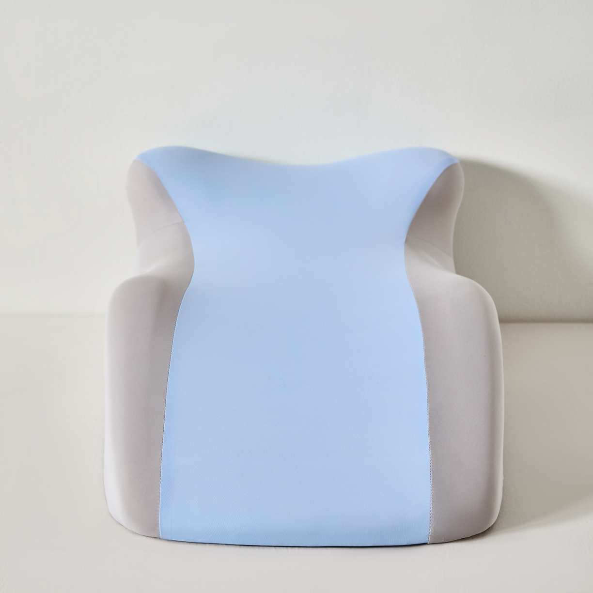 91家纺网 家纺一手货源 找家纺 芯链  2025年新款趴睡枕 蓝色