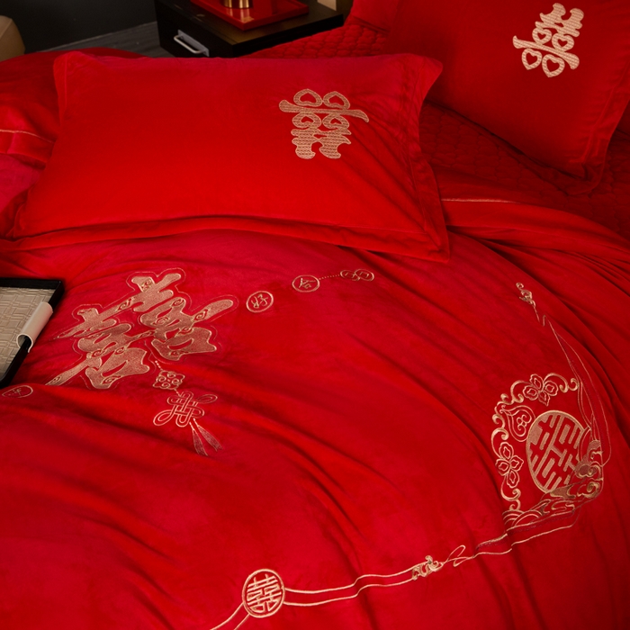 91家纺网 家纺一手货源 找家纺 青竹苑  2025新款婴儿绒刺绣婚庆四件套 家家有喜