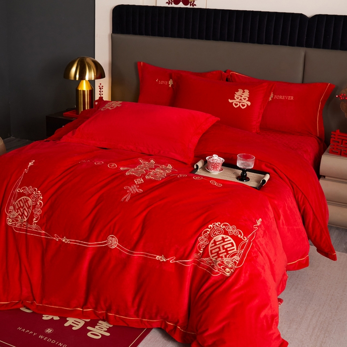 91家纺网 家纺一手货源 找家纺 青竹苑  2025新款婴儿绒刺绣婚庆四件套 家家有喜