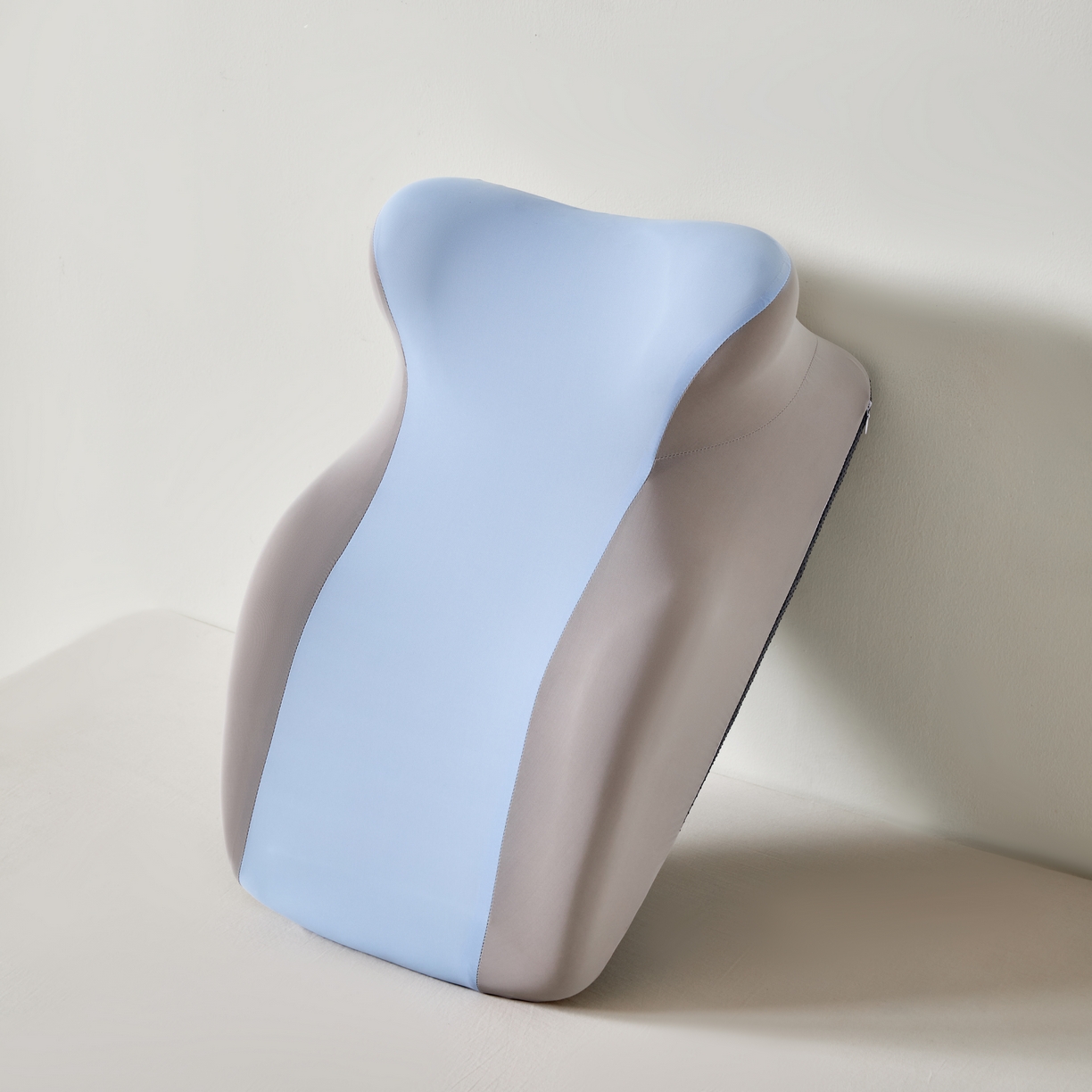 91家纺网 家纺一手货源 找家纺 芯链  2025年新款趴睡枕 蓝色