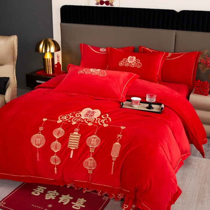 91家纺网 家纺一手货源 找家纺 青竹苑  2025新款婴儿绒刺绣婚庆四件套 张灯结彩