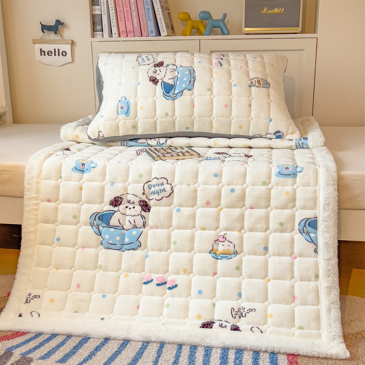 91家纺网 家纺一手货源 找家纺 丝幔家纺 2025新款牛奶绒印花床护垫学生款 萌宠小狗