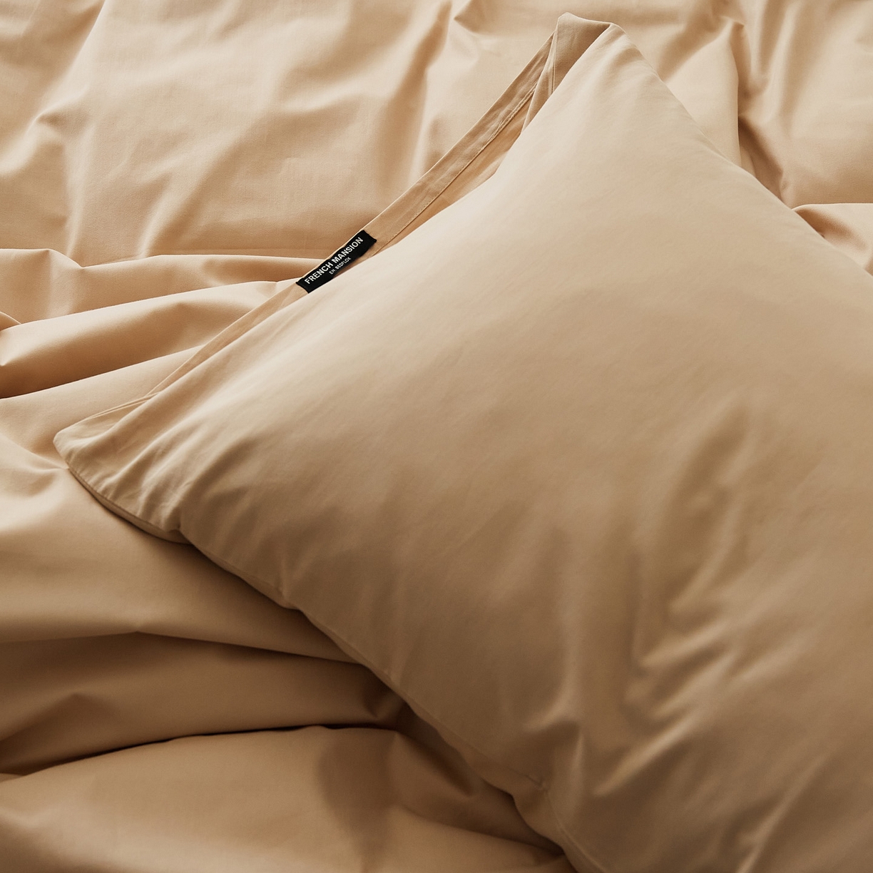 91家纺网 家纺一手货源 找家纺 EH家居 2025新款全棉磨毛纯色单枕套-云栖系列 云栖-布丁咖