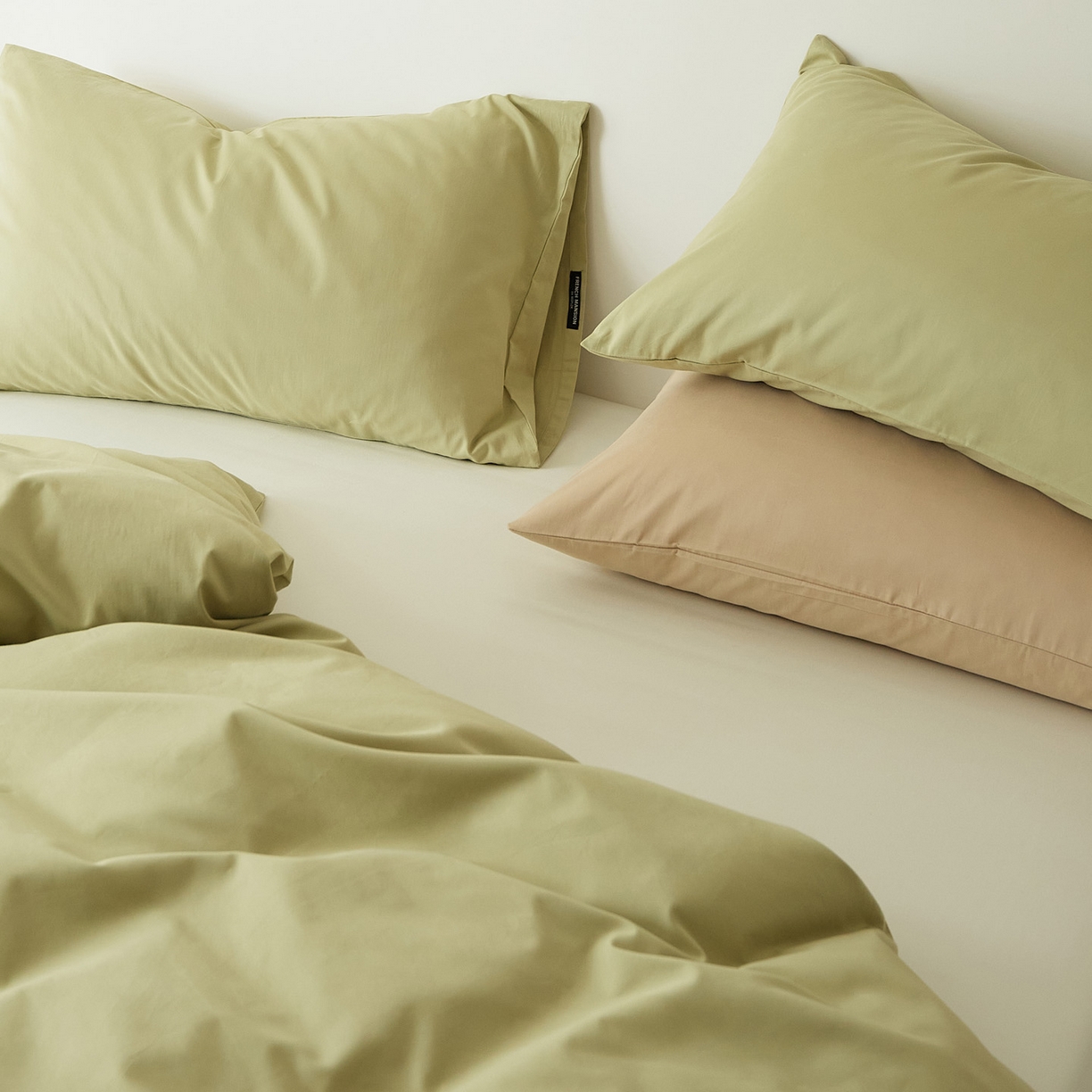 91家纺网 家纺一手货源 找家纺 EH家居 2025新款全棉磨毛纯色单枕套-云栖系列 云栖-苍葭青