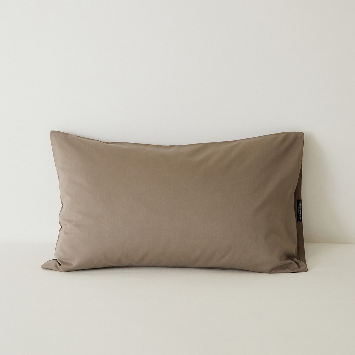 91家纺网 家纺一手货源 找家纺 EH家居 2025新款全棉磨毛纯色单枕套-云栖系列 云栖-高级咖