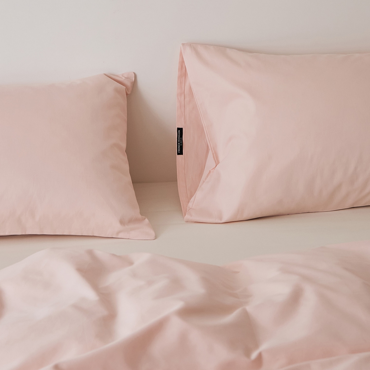 91家纺网 家纺一手货源 找家纺 EH家居 2025新款全棉磨毛纯色单枕套-云栖系列 云栖-莲粉色