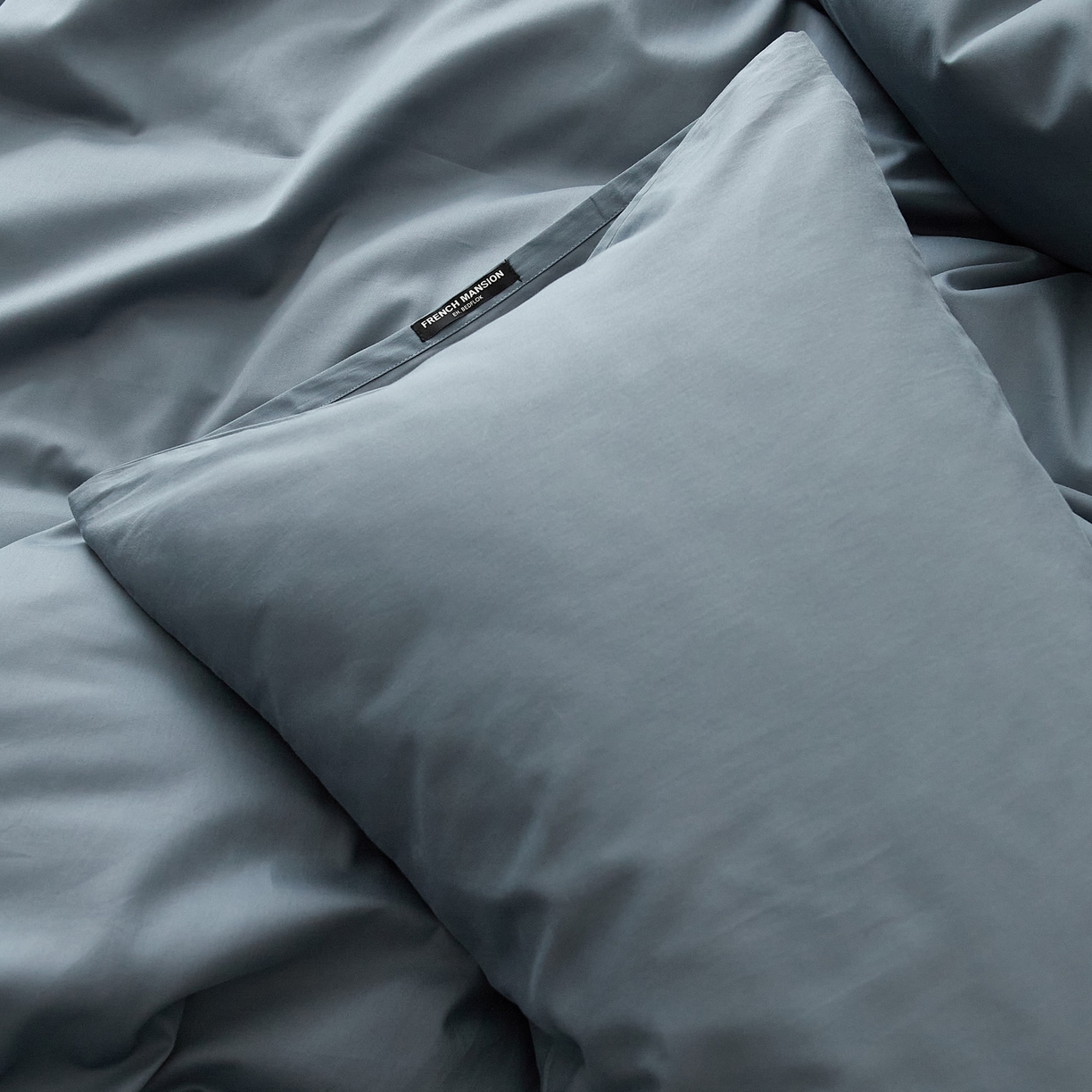 91家纺网 家纺一手货源 找家纺 EH家居 2025新款全棉磨毛纯色单枕套-云栖系列 云栖-南菲蓝