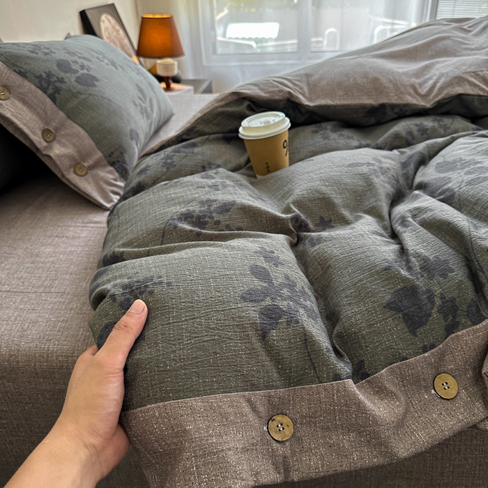 91家纺网 家纺一手货源 找家纺 （总）七里香 2025秋冬新款A类加厚高克重亚麻复古风双层纱印花四件套