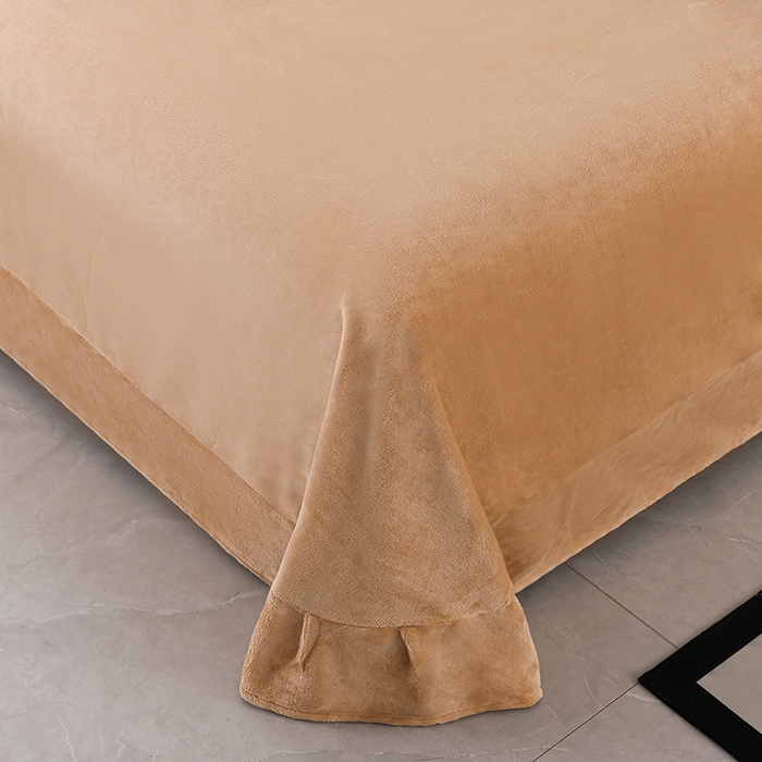 91家纺网 家纺一手货源 找家纺 紫月轩家纺 2025新款牛奶绒雕花四件套香槟-金