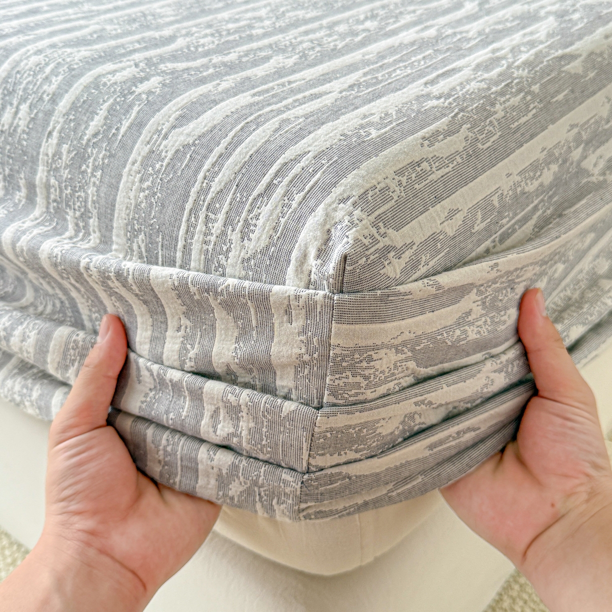 91家纺网 家纺一手货源 找家纺 眠博士 2025新款全棉纯棉三层纱床笠单品床笠床笠单件 三层纱床笠-流光灰