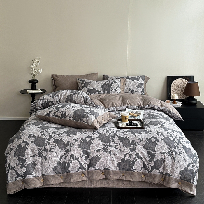 91家纺网 家纺一手货源 找家纺 七里香 2025秋冬新款A类加厚高克重亚麻复古风双层纱印花四件套 浮绘花影