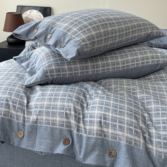 91家纺网 家纺一手货源 找家纺 七里香 2025秋冬新款A类加厚高克重亚麻复古风双层纱印花四件套 格颂