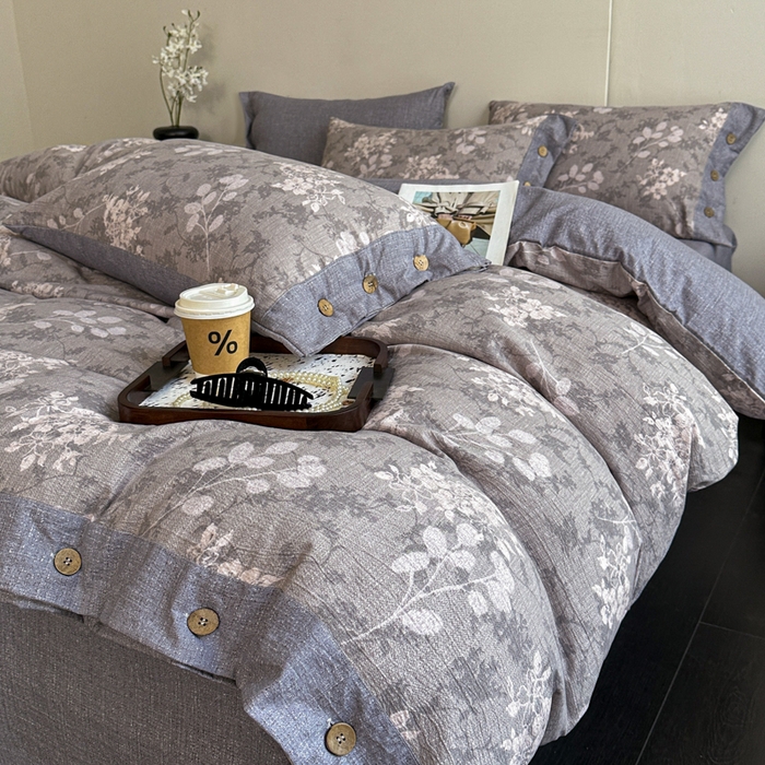 91家纺网 家纺一手货源 找家纺 七里香 2025秋冬新款A类加厚高克重亚麻复古风双层纱印花四件套 曼妙花园-灰