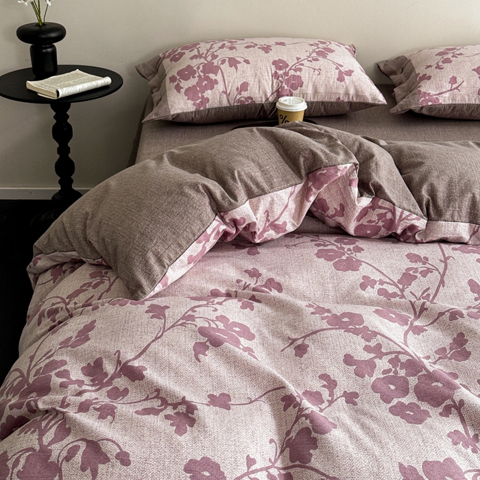 91家纺网 家纺一手货源 找家纺 七里香 2025秋冬新款A类加厚高克重亚麻复古风双层纱印花四件套 梅花颂